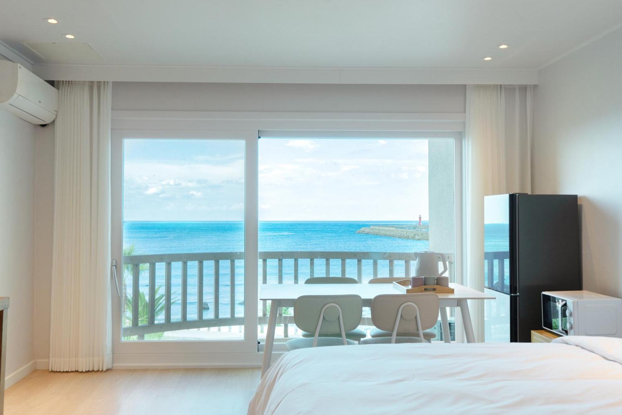Ocean Palade Hotel Jeju Esterno foto